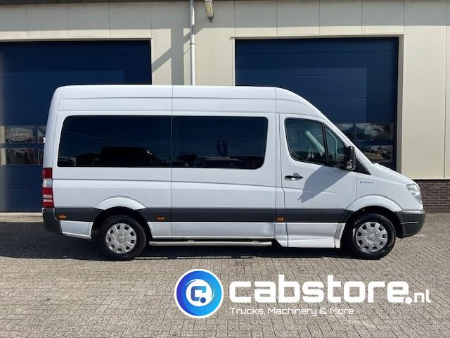 Mercedes-Benz SPRINTER 211 CDI - L2/H2- Automatische versnellingsbak - 9 Persoons - Bouwjaar 2009 - APK tot 17-01-2026 ! - Side bars - Privacy glas - Airco - Minibus, Mikrobus: obrázok 5 Mercedes-Benz SPRINTER 211 CDI - L2/H2- Automatische versnellingsbak - 9 Persoons - Bouwjaar 2009 - APK tot 17-01-2026 ! - Side bars - Privacy glas - Airco - Minibus, Mikrobus: obrázok 5