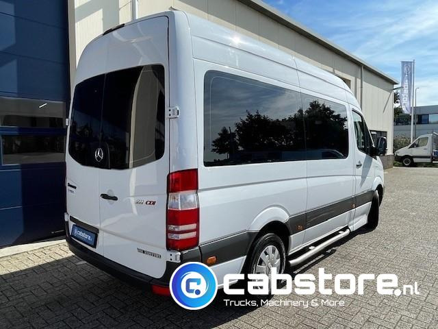 Mercedes-Benz SPRINTER 211 CDI - L2/H2- Automatische versnellingsbak - 9 Persoons - Bouwjaar 2009 - APK tot 17-01-2026 ! - Side bars - Privacy glas - Airco - Minibus, Mikrobus: obrázok 4 Mercedes-Benz SPRINTER 211 CDI - L2/H2- Automatische versnellingsbak - 9 Persoons - Bouwjaar 2009 - APK tot 17-01-2026 ! - Side bars - Privacy glas - Airco - Minibus, Mikrobus: obrázok 4