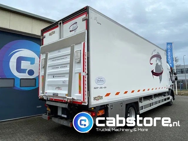Renault D-19 Wide 4x2 Koelwagen D 19 Wide 4x2 Euro 6 Koelwagen - HANDGESCHAKELD - Kuhlkoffer - Frigo -Thermobox - Year 2015 - CHEREAU BOX - CARRIER Supra 850U - GOOD CONDITION - Chladirenské nákladné vozidlo: obrázok 4 Renault D-19 Wide 4x2 Koelwagen D 19 Wide 4x2 Euro 6 Koelwagen - HANDGESCHAKELD - Kuhlkoffer - Frigo -Thermobox - Year 2015 - CHEREAU BOX - CARRIER Supra 850U - GOOD CONDITION - Chladirenské nákladné vozidlo: obrázok 4
