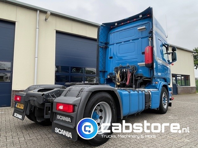 Scania R450 LA4X2MNA Euro 6 Topline Scania R450 LA4X2MNA Euro 6 - Topline - 2 Dieseltanks - Bouwjaar 2015 - Good condition - Ťahač: obrázok 4 Scania R450 LA4X2MNA Euro 6 Topline Scania R450 LA4X2MNA Euro 6 - Topline - 2 Dieseltanks - Bouwjaar 2015 - Good condition - Ťahač: obrázok 4