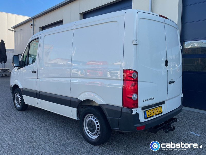 Volkswagen Crafter 2.5 TDI 90 Pk - Bouwjaar 2008 - Km 177.246 - Airco - Trekhaak - 6 Speed handgeschakeld - 2 zitplaatsen - Malá dodávka: obrázok 3 Volkswagen Crafter 2.5 TDI 90 Pk - Bouwjaar 2008 - Km 177.246 - Airco - Trekhaak - 6 Speed handgeschakeld - 2 zitplaatsen - Malá dodávka: obrázok 3