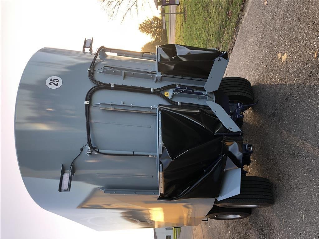 EVO 27 Pro - Kŕmny voz: obrázok 2 EVO 27 Pro - Kŕmny voz: obrázok 2