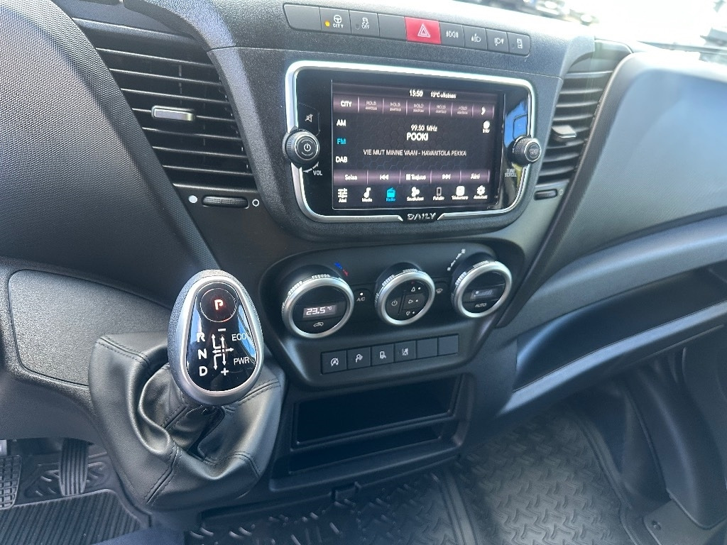 Leasing Iveco Daily 35S16A8 12m3 k-auto  Iveco Daily 35S16A8 12m3 k-auto: obrázok 9