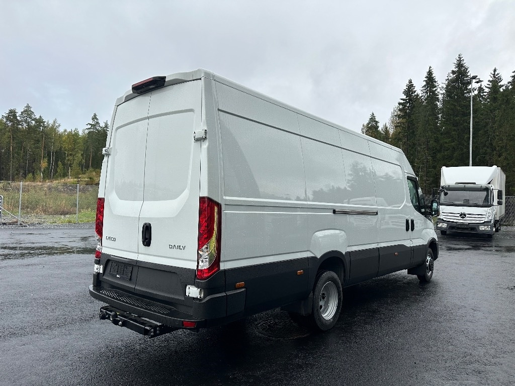 Iveco Daily 50C18A8 16m3 - Furgon: obrázok 4 Iveco Daily 50C18A8 16m3 - Furgon: obrázok 4