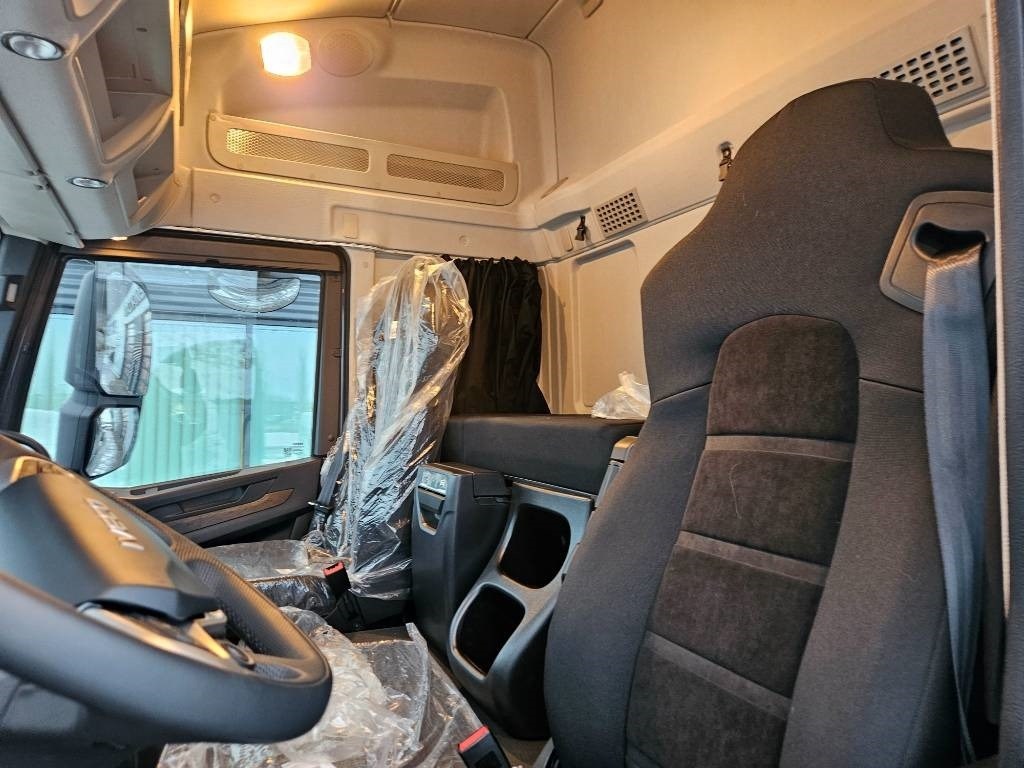 Iveco TWay AT410T54 10X4 metsäkoneritilä - Nákladné vozidlo na prepravu dreva: obrázok 5 Iveco TWay AT410T54 10X4 metsäkoneritilä - Nákladné vozidlo na prepravu dreva: obrázok 5