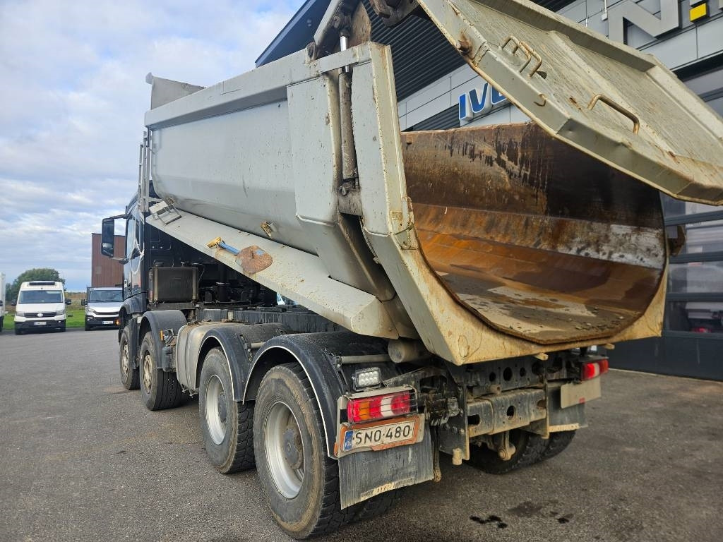 Mercedes-Benz Arocs 8x4 - Sklápač: obrázok 5 Mercedes-Benz Arocs 8x4 - Sklápač: obrázok 5