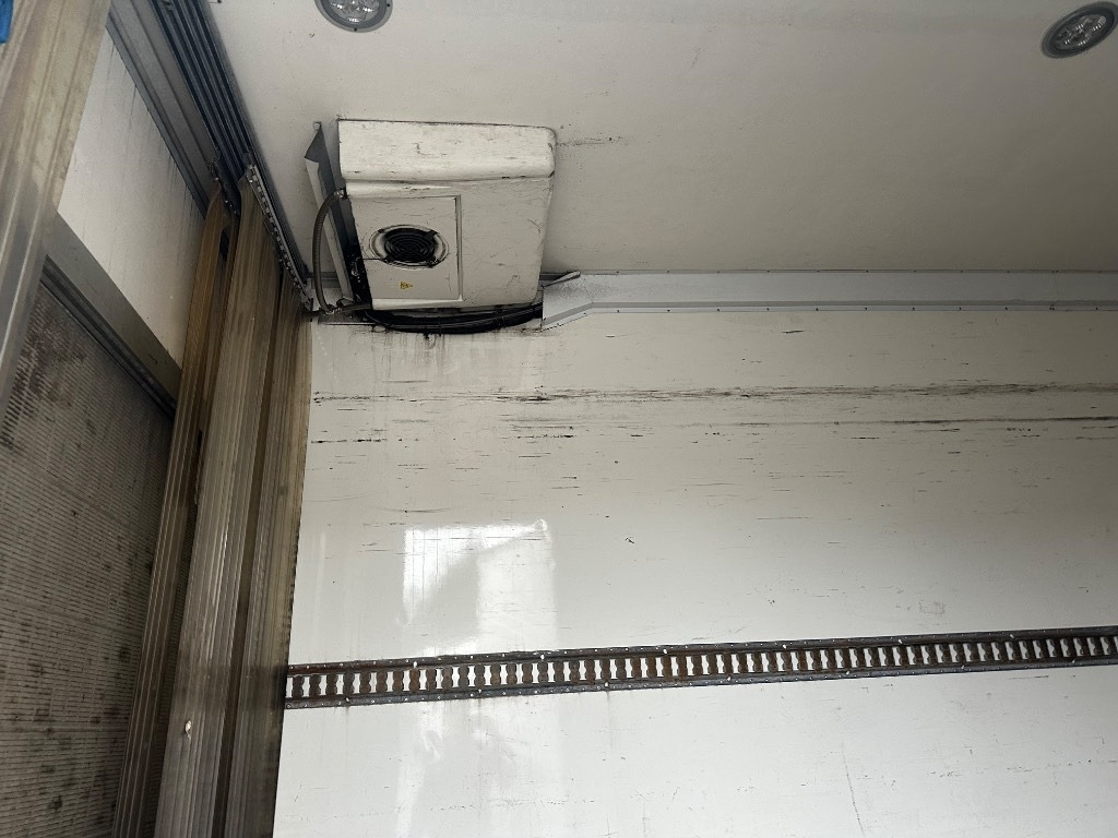 Mercedes-Benz Atego 818  - Chladirenské nákladné vozidlo: obrázok 5 Mercedes-Benz Atego 818  - Chladirenské nákladné vozidlo: obrázok 5