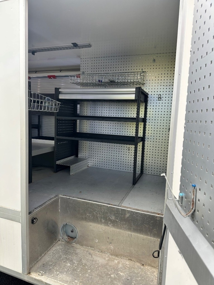 Leasing Mercedes-Benz Sprinter 316 Huoltoauto  Mercedes-Benz Sprinter 316 Huoltoauto: obrázok 12