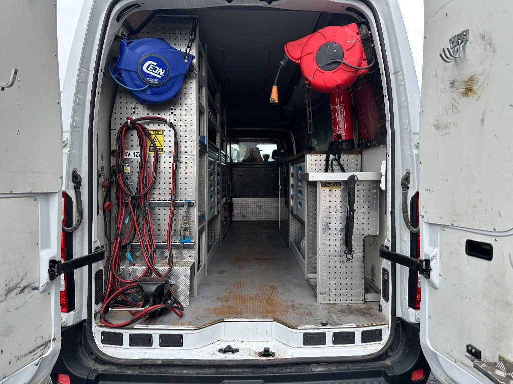 Renault Master huoltoauto varusteineen - Furgon: obrázok 5 Renault Master huoltoauto varusteineen - Furgon: obrázok 5