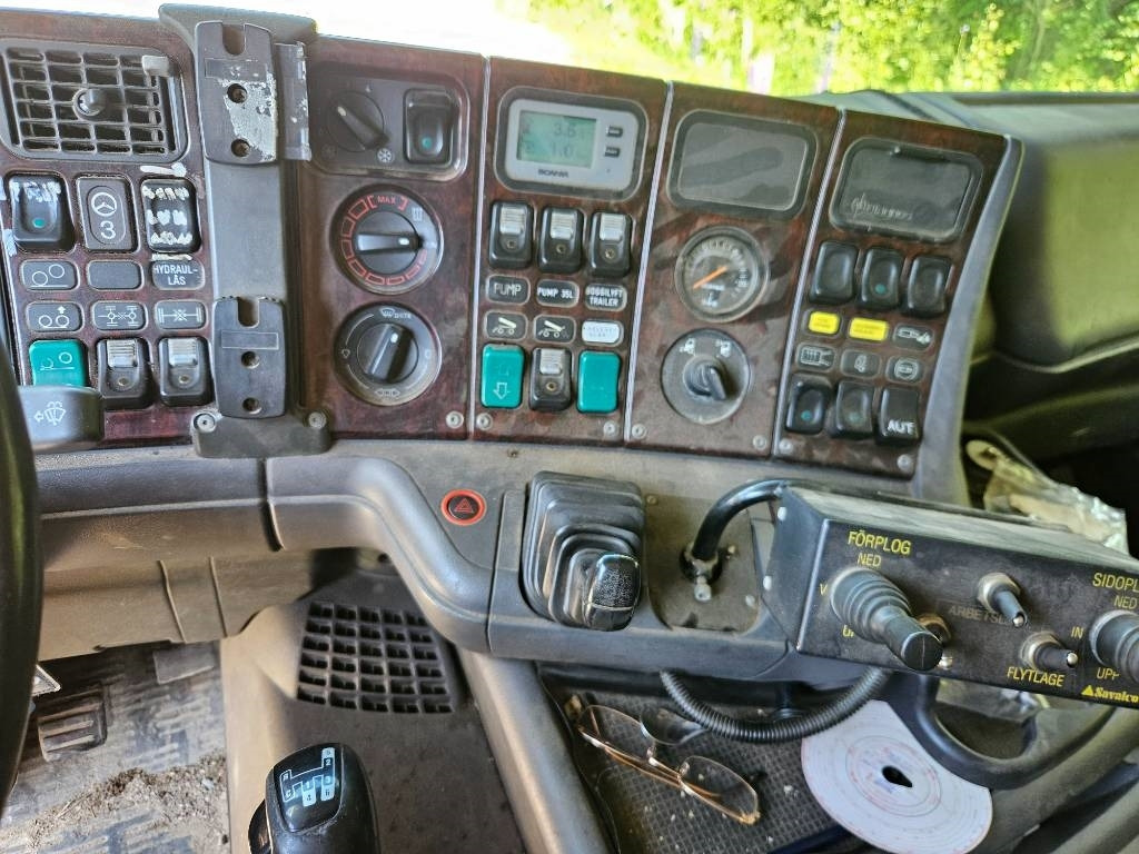 Hákový nosič kontajnerov Scania 164 G 480: obrázok 16 Hákový nosič kontajnerov Scania 164 G 480: obrázok 16