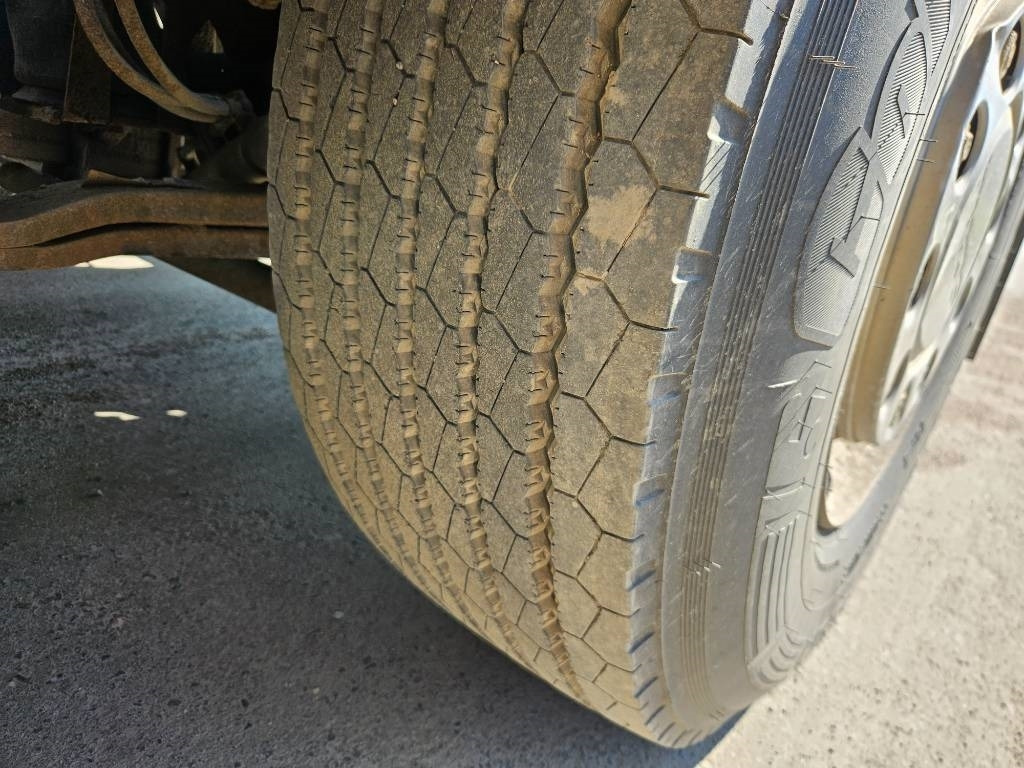 Hákový nosič kontajnerov Scania 164 G 480: obrázok 11 Hákový nosič kontajnerov Scania 164 G 480: obrázok 11