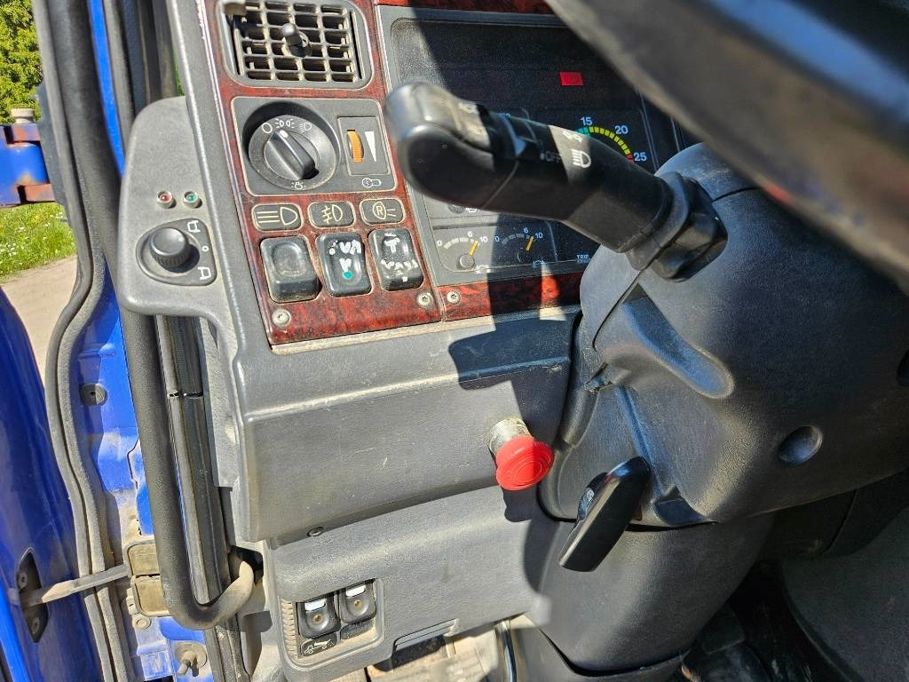 Hákový nosič kontajnerov Scania 164 G 480: obrázok 19 Hákový nosič kontajnerov Scania 164 G 480: obrázok 19