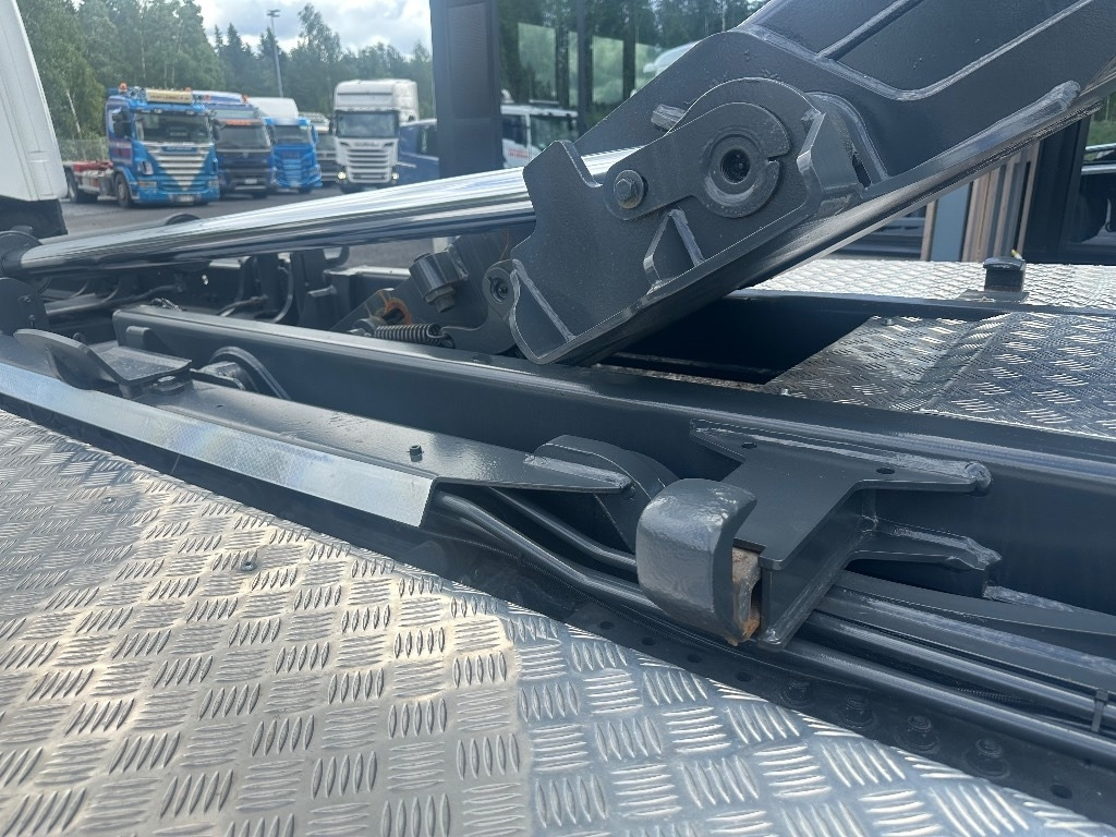 Scania G450 6x2*4  - Hákový nosič kontajnerov: obrázok 4 Scania G450 6x2*4  - Hákový nosič kontajnerov: obrázok 4