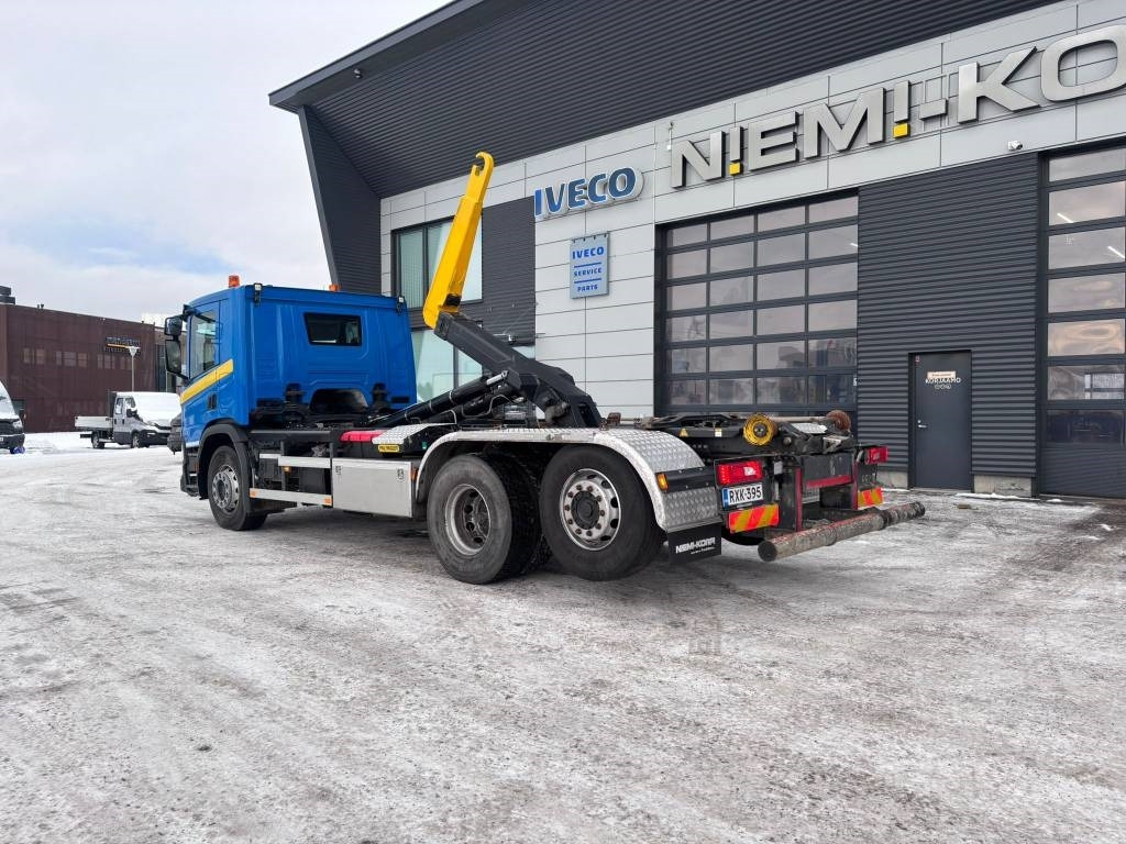 Scania P 360 - Hákový nosič kontajnerov: obrázok 3 Scania P 360 - Hákový nosič kontajnerov: obrázok 3