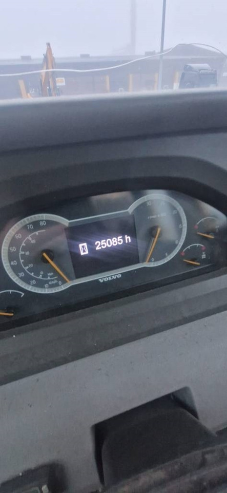 Volvo A40 F FS - Ťahačový kĺbový damper: obrázok 4 Volvo A40 F FS - Ťahačový kĺbový damper: obrázok 4