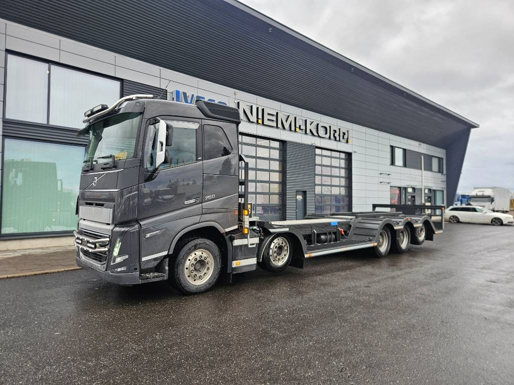 Volvo FH16 750 10x4 uudella metsäkoneritilällä - Nákladné vozidlo na prepravu dreva: obrázok 1 Volvo FH16 750 10x4 uudella metsäkoneritilällä - Nákladné vozidlo na prepravu dreva: obrázok 1