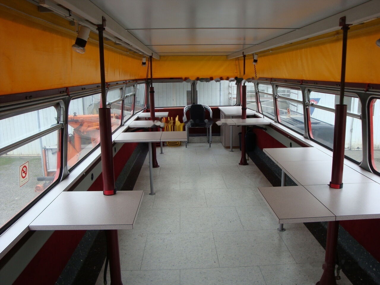 AEC ROUTEMASTER RM - height 4 metres - Dvojposchodový autobus: obrázok 4 AEC ROUTEMASTER RM - height 4 metres - Dvojposchodový autobus: obrázok 4