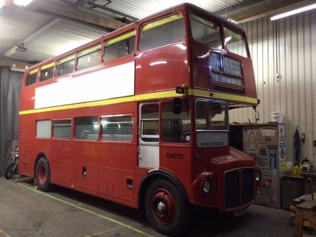 AEC ROUTEMASTER RM - height 4 metres - Dvojposchodový autobus: obrázok 2 AEC ROUTEMASTER RM - height 4 metres - Dvojposchodový autobus: obrázok 2