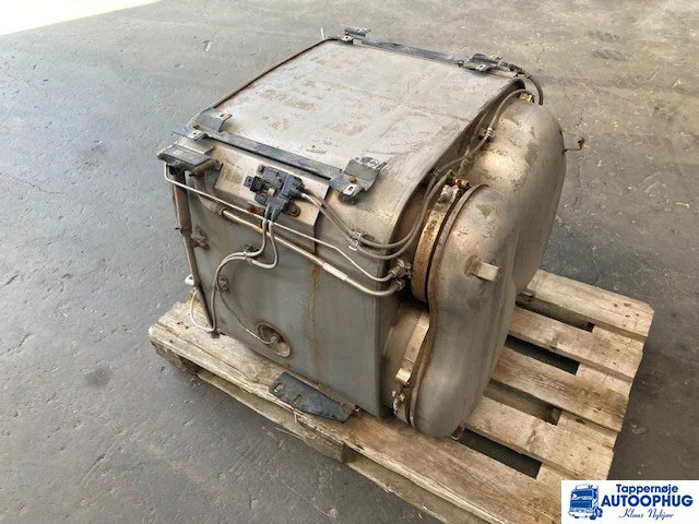 MAN Silencer MAN OEM: 81.15103-6137 - Výfukový systém pre Nákladné auto: obrázok 1 MAN Silencer MAN OEM: 81.15103-6137 - Výfukový systém pre Nákladné auto: obrázok 1