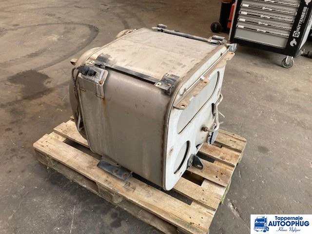 MAN Silencer MAN OEM: 81.15103-6137 - Výfukový systém pre Nákladné auto: obrázok 4 MAN Silencer MAN OEM: 81.15103-6137 - Výfukový systém pre Nákladné auto: obrázok 4