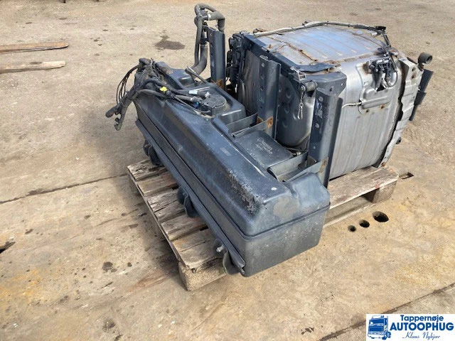 Scania 2173142 Adblue tank - Nádrž na AdBlue pre Nákladné auto: obrázok 1 Scania 2173142 Adblue tank - Nádrž na AdBlue pre Nákladné auto: obrázok 1