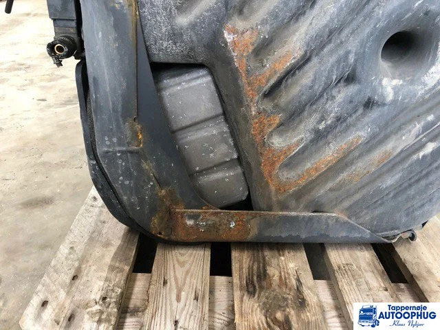 Scania Adblue pumpe Adblue tank P/N: 2141802 – 1884225 - Nádrž na AdBlue pre Nákladné auto: obrázok 3 Scania Adblue pumpe Adblue tank P/N: 2141802 – 1884225 - Nádrž na AdBlue pre Nákladné auto: obrázok 3