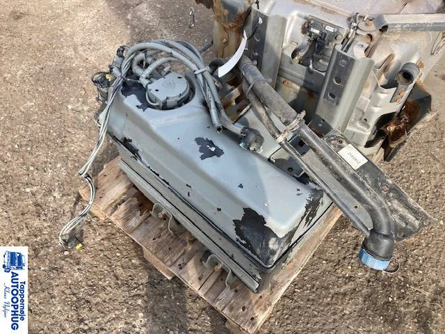 Scania adblue tank – reductant tank Scania 2196094 - Nádrž na AdBlue pre Nákladné auto: obrázok 3 Scania adblue tank – reductant tank Scania 2196094 - Nádrž na AdBlue pre Nákladné auto: obrázok 3