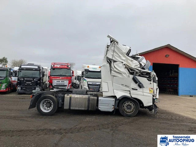 Volvo FH460 4X2 Skadet - Ťahač: obrázok 3 Volvo FH460 4X2 Skadet - Ťahač: obrázok 3