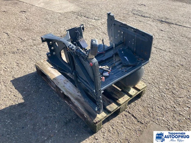 Volvo batterikasse komplet - Akumulátor pre Nákladné auto: obrázok 1 Volvo batterikasse komplet - Akumulátor pre Nákladné auto: obrázok 1