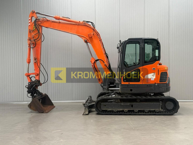 Doosan DX 85R-3 - Mini rýpadlo: obrázok 1 Doosan DX 85R-3 - Mini rýpadlo: obrázok 1