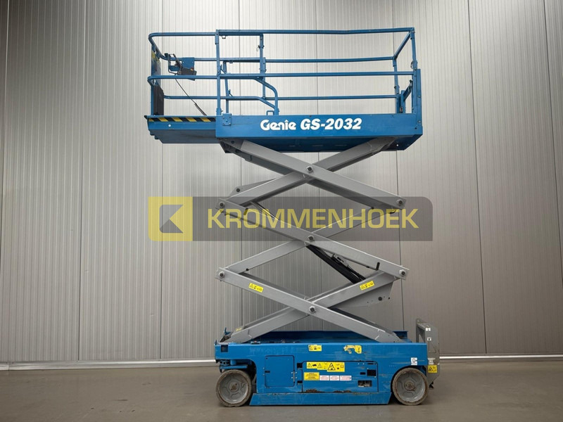 Genie GS 2032 - Samohybná plošiny: obrázok 4 Genie GS 2032 - Samohybná plošiny: obrázok 4