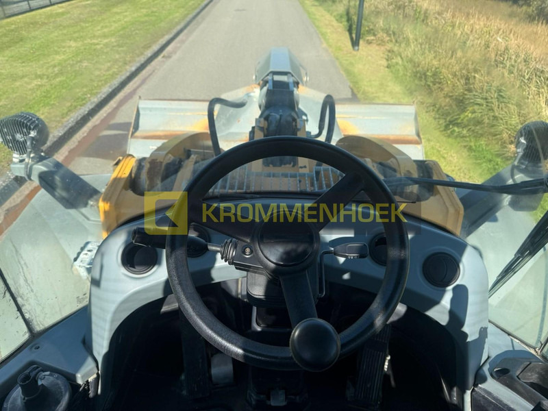 Kolesový nakladač Liebherr L 586 Xpower: obrázok 12 Kolesový nakladač Liebherr L 586 Xpower: obrázok 12