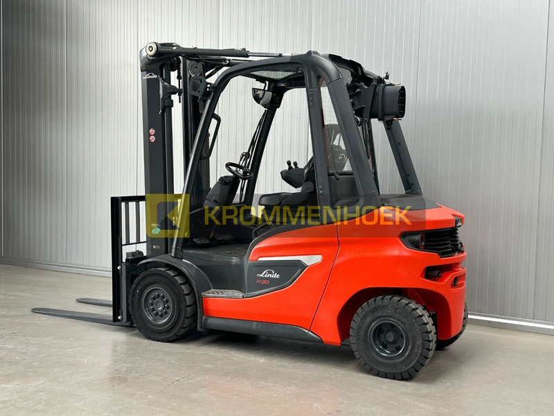 Linde H 30 D - Dieselový vysokozdvižný vozík: obrázok 3 Linde H 30 D - Dieselový vysokozdvižný vozík: obrázok 3
