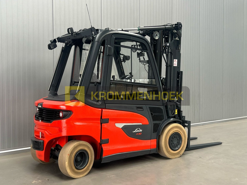 Linde X 30 - Elektrický vysokozdvižný vozík: obrázok 4 Linde X 30 - Elektrický vysokozdvižný vozík: obrázok 4
