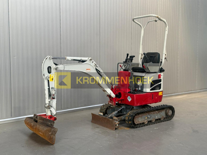 Takeuchi TB 210 R - Mini rýpadlo: obrázok 2 Takeuchi TB 210 R - Mini rýpadlo: obrázok 2