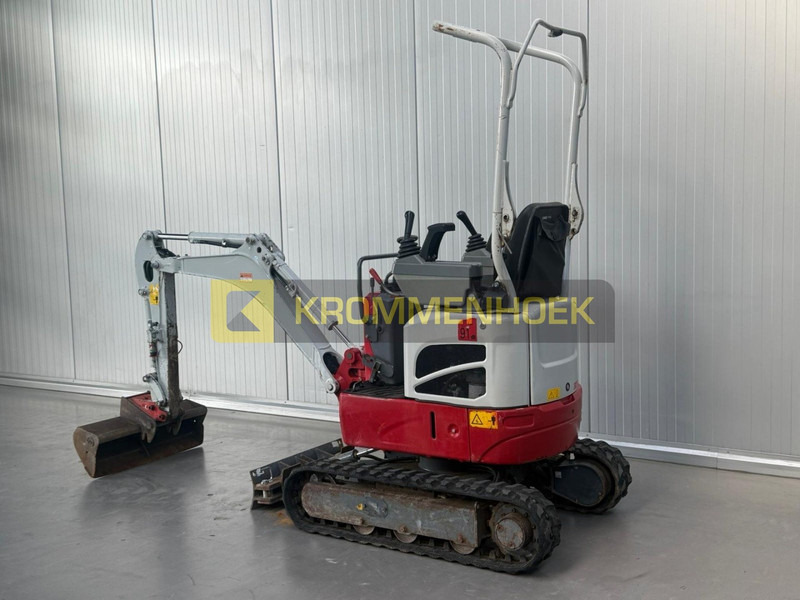 Takeuchi TB 210 R - Mini rýpadlo: obrázok 3 Takeuchi TB 210 R - Mini rýpadlo: obrázok 3