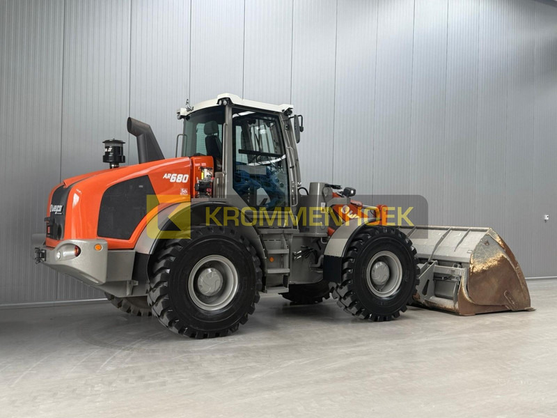 Weycor AR 680 - Kolesový nakladač: obrázok 4 Weycor AR 680 - Kolesový nakladač: obrázok 4