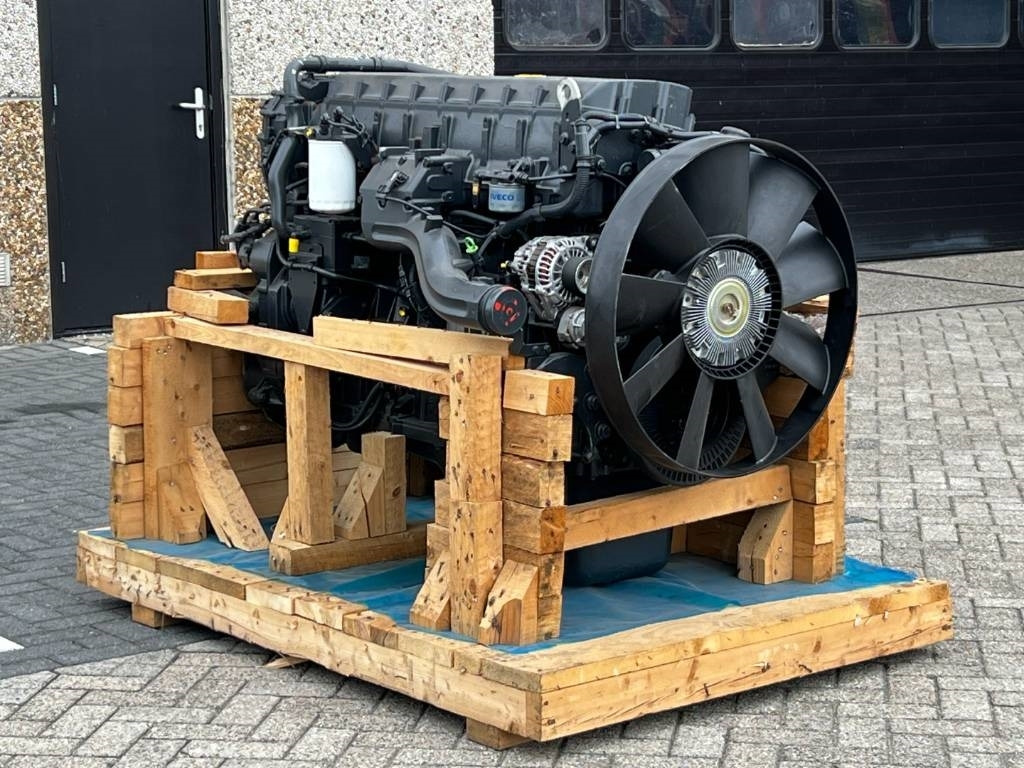 CNH Engine - FPT Cursor 13 - F3BE9681C - Motor pre Poľnohospodárske stroje: obrázok 1 CNH Engine - FPT Cursor 13 - F3BE9681C - Motor pre Poľnohospodárske stroje: obrázok 1