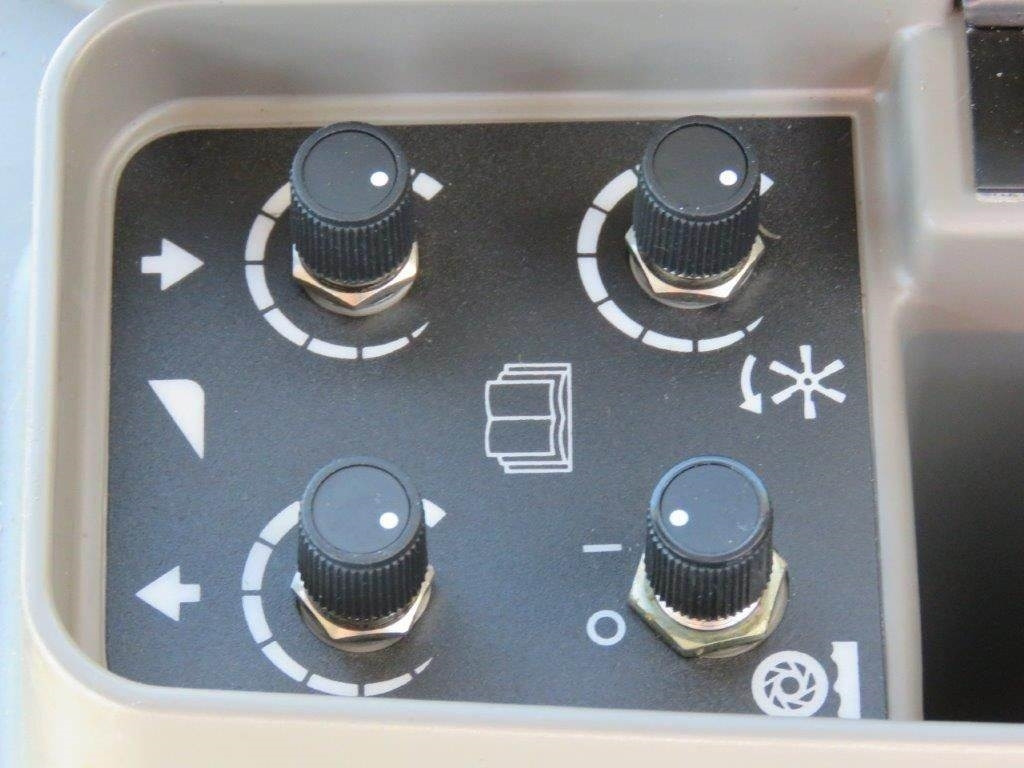 Kabína pre Stavebné stroje Case AFX: obrázok 23