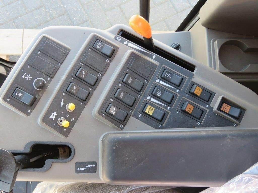 Kabína pre Stavebné stroje Case AFX: obrázok 15