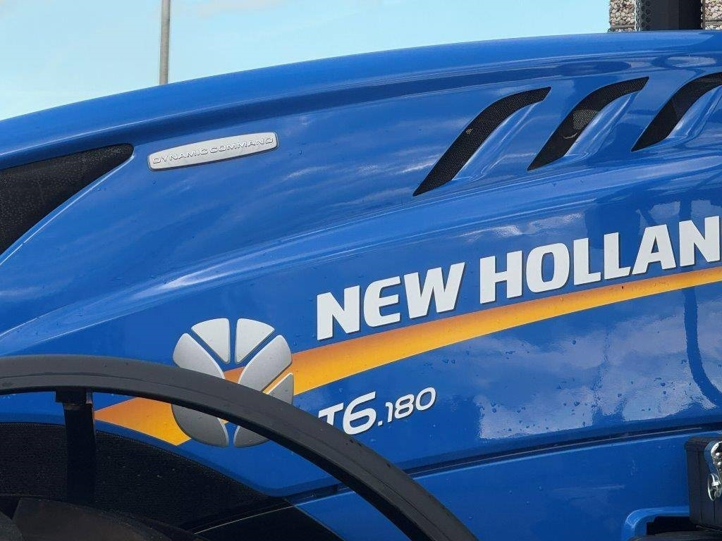New Holland T6.180 Dynamic Command, frontlinkage, Stage V, GPS - Traktor: obrázok 3 New Holland T6.180 Dynamic Command, frontlinkage, Stage V, GPS - Traktor: obrázok 3