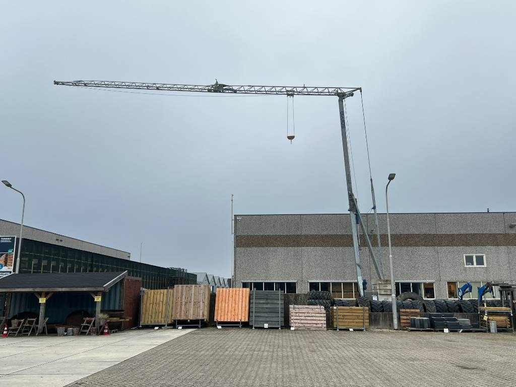 Soima Construction crane SOIMA SGH 19x28 - 28 mete - Prívesná plošina: obrázok 5 Soima Construction crane SOIMA SGH 19x28 - 28 mete - Prívesná plošina: obrázok 5
