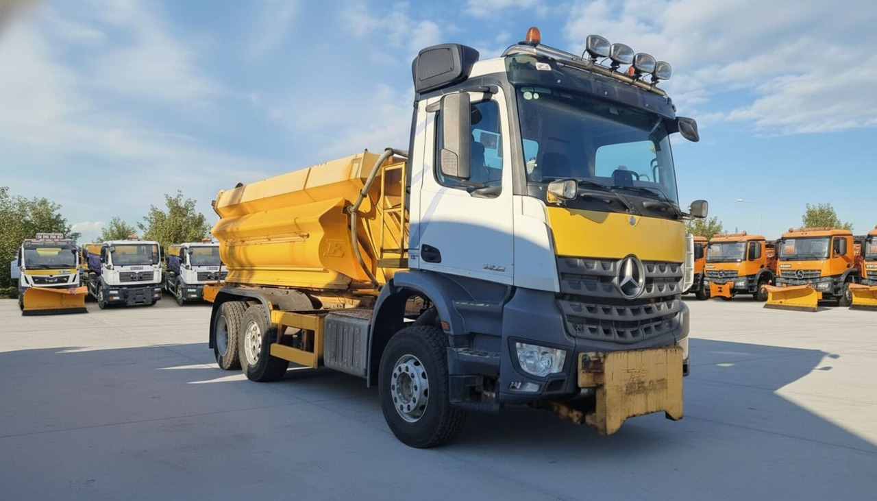 Mercedes-Benz 2632 - Komunálne/ Špeciálne stroje, Nákladné auto: obrázok 1 Mercedes-Benz 2632 - Komunálne/ Špeciálne stroje, Nákladné auto: obrázok 1