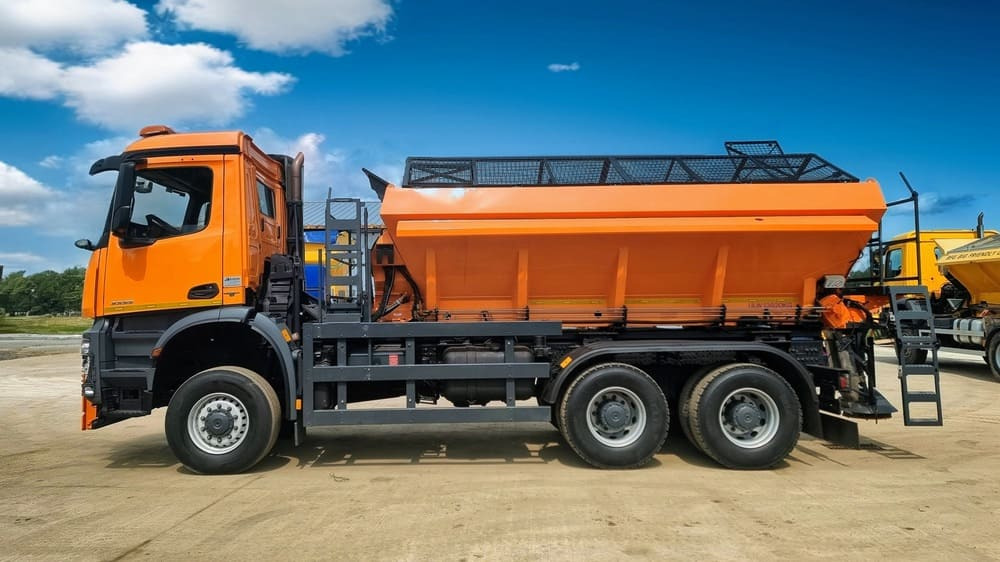 Mercedes-Benz AROCS 3333 6x6 - Nákladné auto: obrázok 2 Mercedes-Benz AROCS 3333 6x6 - Nákladné auto: obrázok 2