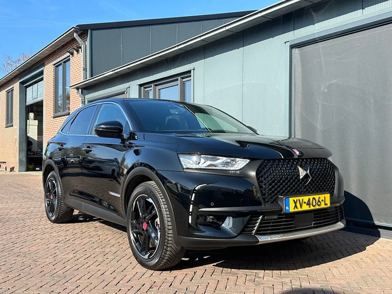 DS Ds 7 Crossback DS PERFORMANCE LINE, 71DKM, ALCANTARA, VIRTUAL COCKPIT, LMV - SUV: obrázok 1 DS Ds 7 Crossback DS PERFORMANCE LINE, 71DKM, ALCANTARA, VIRTUAL COCKPIT, LMV - SUV: obrázok 1