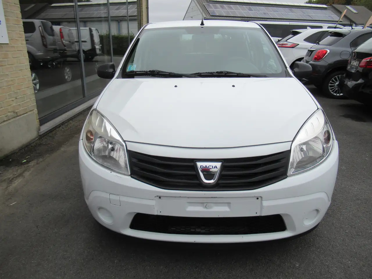 Dacia Sandero Sandero 1.2i Ambiance - Automobil: obrázok 3 Dacia Sandero Sandero 1.2i Ambiance - Automobil: obrázok 3