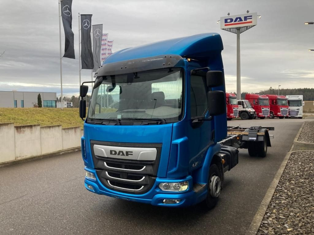 DAF LF 210 FA Standheizung / 5.00m Rd / 7.490kg - Podvozek s kabinou: obrázok 4 DAF LF 210 FA Standheizung / 5.00m Rd / 7.490kg - Podvozek s kabinou: obrázok 4