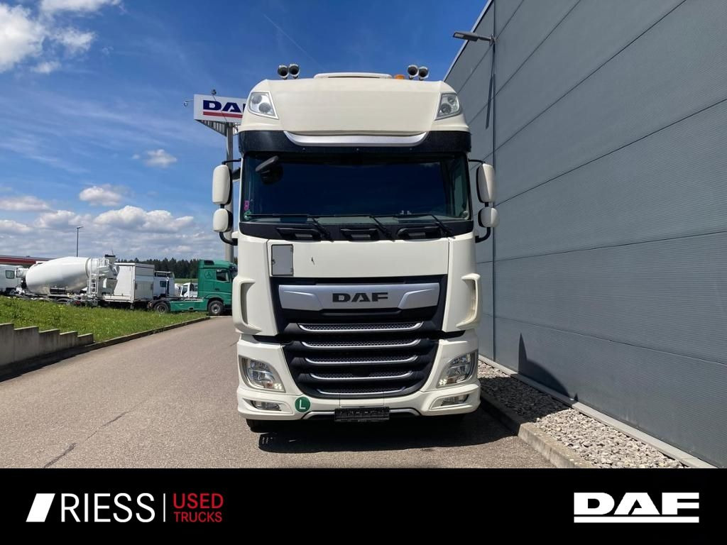 DAF XF 480 FT XF 480 FT SSC Intarder Standklima DAF XF 480 FT SSC Intarder Standklima SpurH LED - Ťahač: obrázok 4 DAF XF 480 FT XF 480 FT SSC Intarder Standklima DAF XF 480 FT SSC Intarder Standklima SpurH LED - Ťahač: obrázok 4