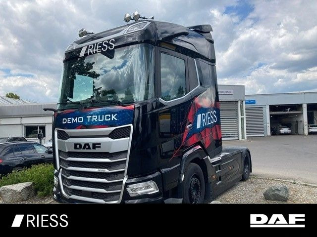 DAF XG 530 FT Vollluft Leder Kamera SpurH - Ťahač: obrázok 1 DAF XG 530 FT Vollluft Leder Kamera SpurH - Ťahač: obrázok 1