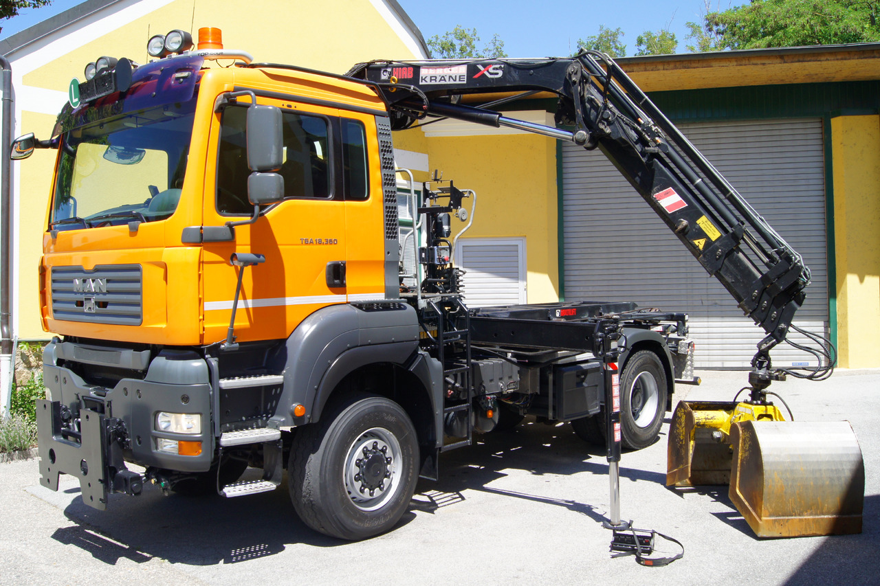 MAN TGA 18.360 BL 4x4/Euro 4/TÜV/HIAB 111 korbfähig/MULTILIFT/Winterdienst - Hákový nosič kontajnerov, Auto s hydraulickou rukou: obrázok 2 MAN TGA 18.360 BL 4x4/Euro 4/TÜV/HIAB 111 korbfähig/MULTILIFT/Winterdienst - Hákový nosič kontajnerov, Auto s hydraulickou rukou: obrázok 2